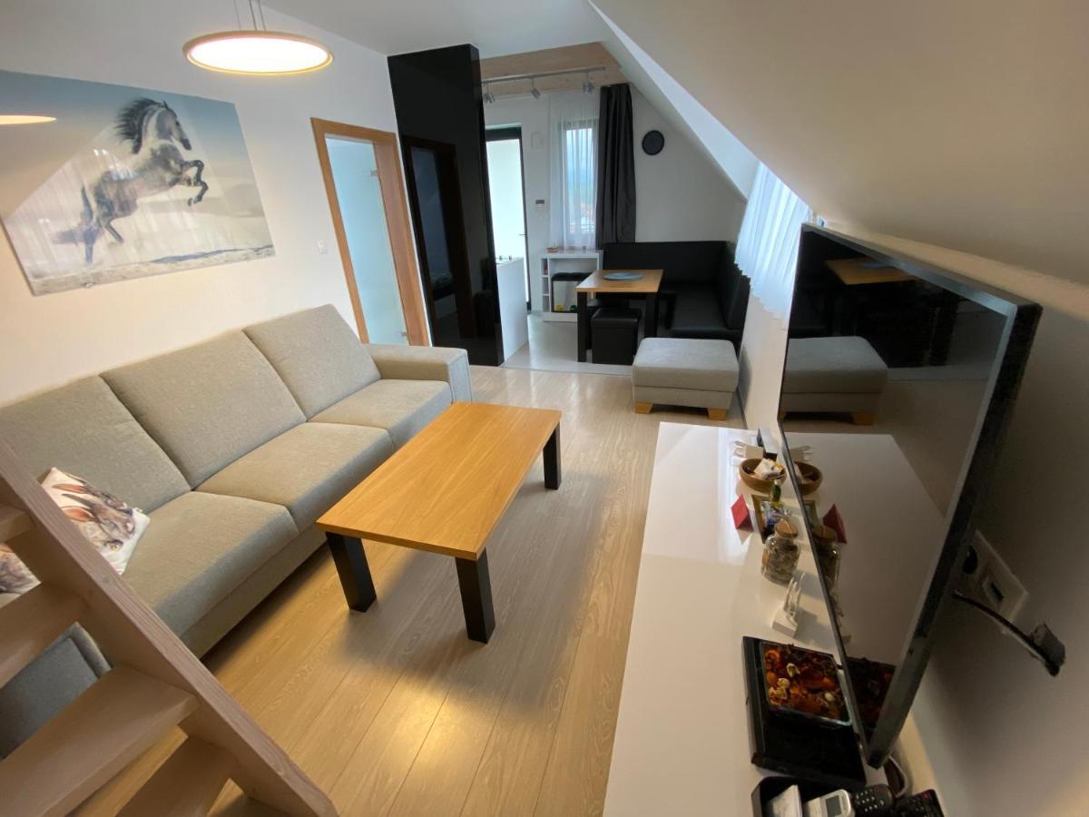 Apartman Zajko Liptovsky Mikulas Exterior photo